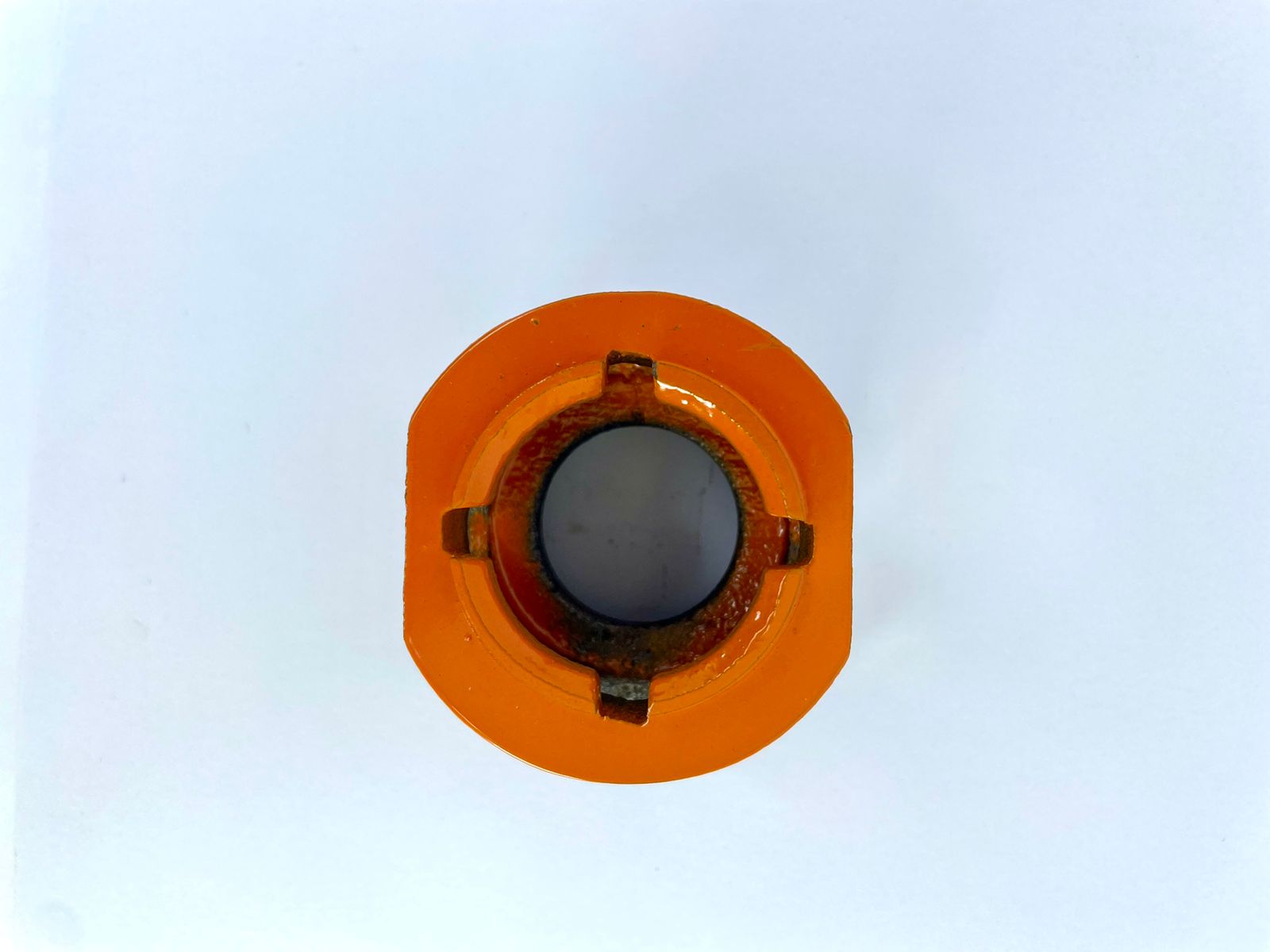 Z2546 - GUIA DA CAMISA DA BOMBA - PULVERIZADOR - JACTO: 911750